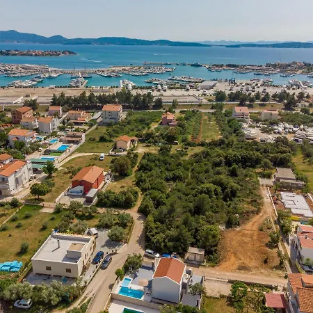 Villa Julija *